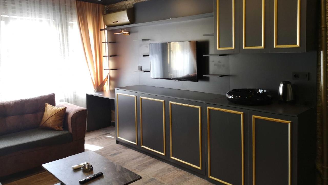 Golden House * Ankara